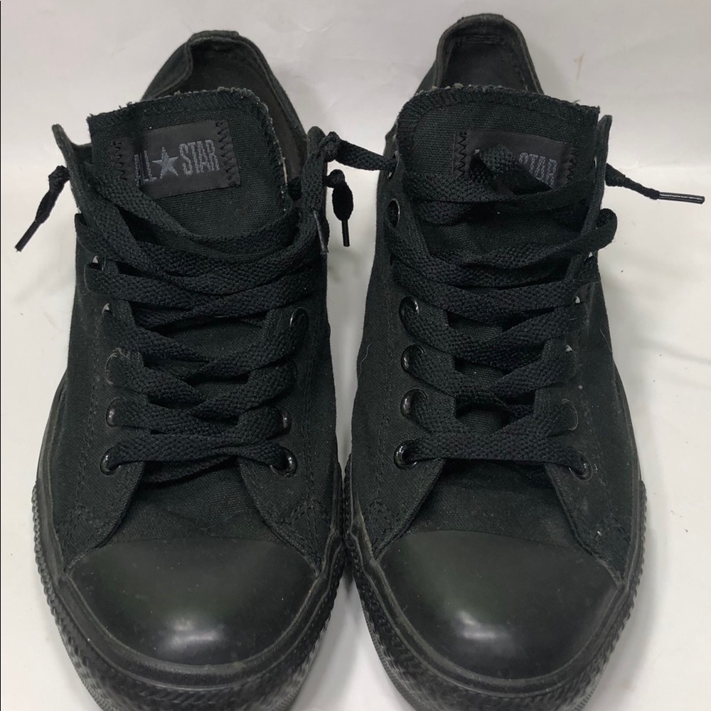 Converse M5039 Unisex Low Top Canvas Shoes-Black-Women’s size 13/Men’s Size 11